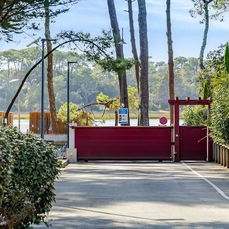 L'escale Du - Jardin Prive, A 50 M Apartment *