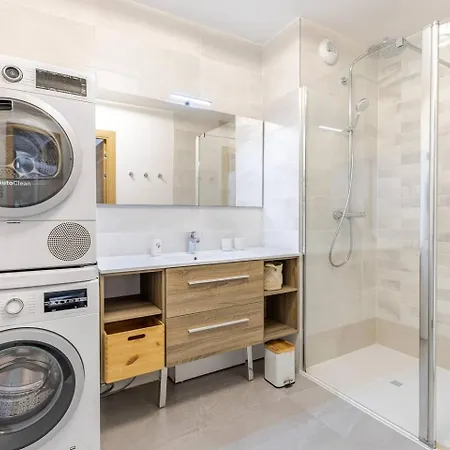L'escale Du - Jardin Prive, A 50 M Apartment *